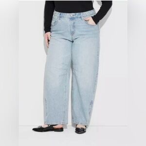 Barrel Low-Rise Blue Jeans Wild Fable Light Wash 17 Midweight Denim 17/32”inseam